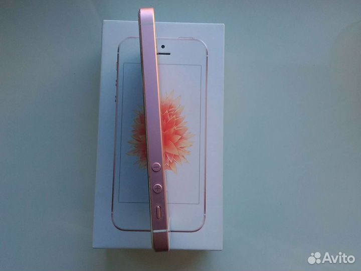 iPhone SE, 128 ГБ