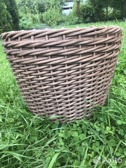 Кашпо для цветов из искуственного ротанга (горшок)