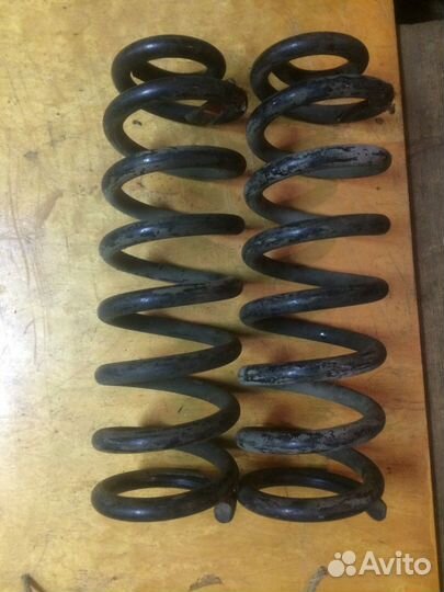 Пружины, топливная рампа Cadillac SRX 2003-2009