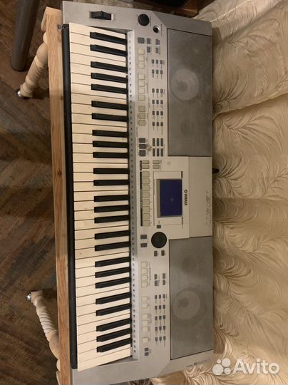 Синтезатор yamaha PSR-S500