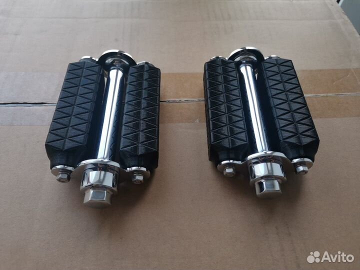 Комплект резинок педалей для мотоциклов Вандерер