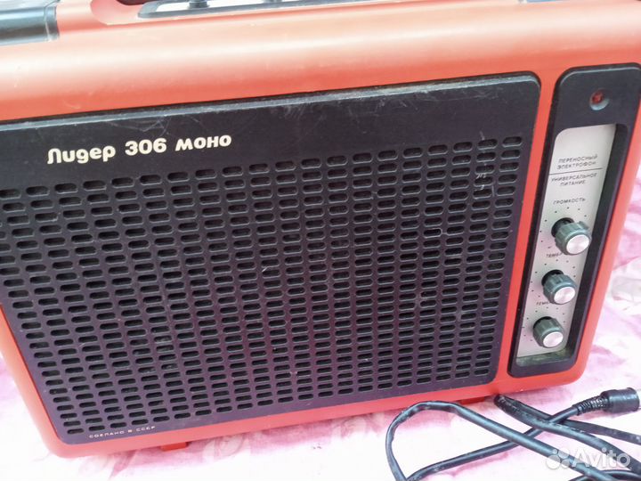 Электрофон переносной Лидер 306