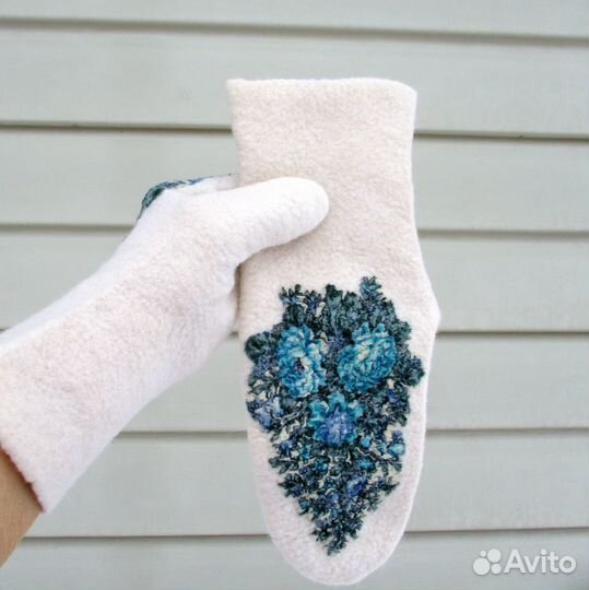 Варежки валяные с павлопосадским платком