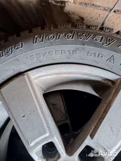 Колеса на nissan serena