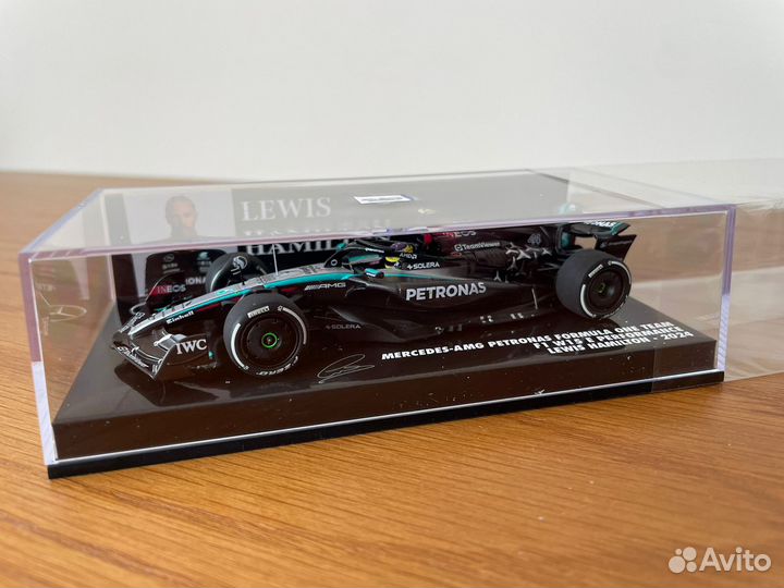 F1 Formula 1 Mercedes Hamilton 2024 Minichamps