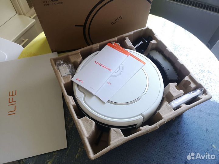 Робот-пылесос iLife V40 (новый)