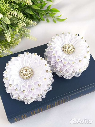Белые банты для волос