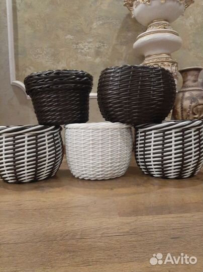 Кашпо из ротанга