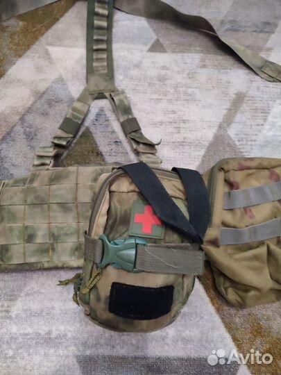 Тактический пояс с подсумками