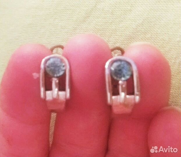 Серьги с натуральными камнями