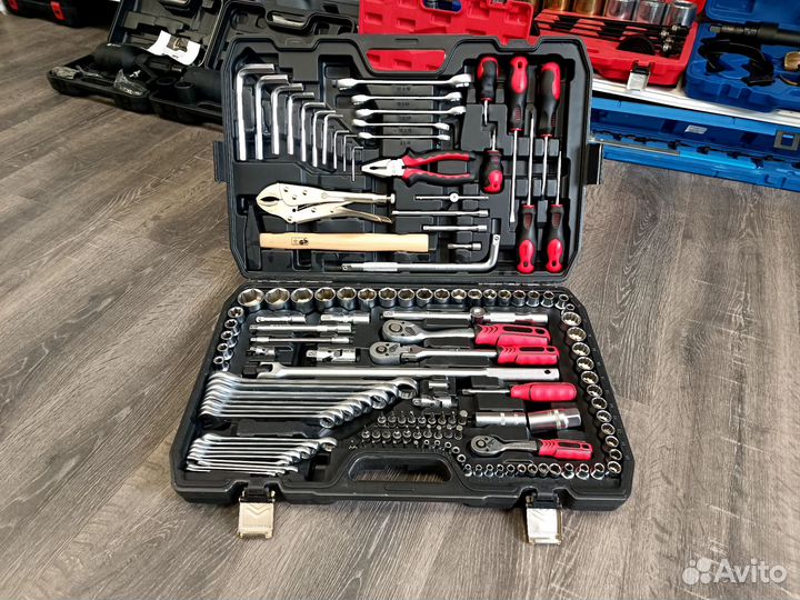 Набор инструментов 142 предмета