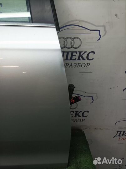 Вставка замка двери VW Jetta 2005-2011