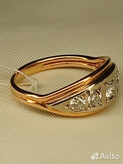 Золотое кольцо с бриллиантами 583 пробы