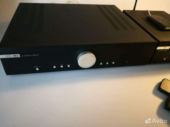 Musical fidelity M3i + Paradigm studio 20 v.5