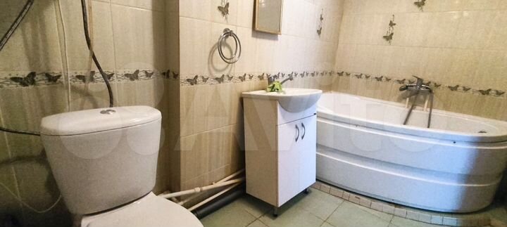 3-к. квартира, 76 м², 1/3 эт.
