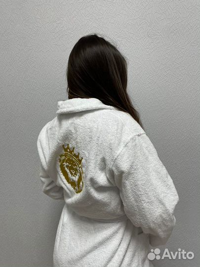 Халат с вышивкой