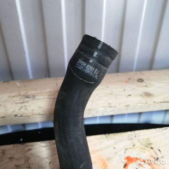 Патрубок радиатора 1.8 верхний ford focus 2