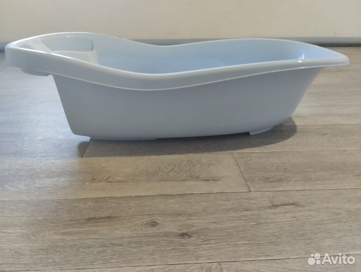 Ванночка с горкой для новорожденных новая