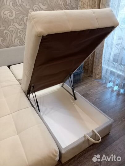 Продам угловой диван