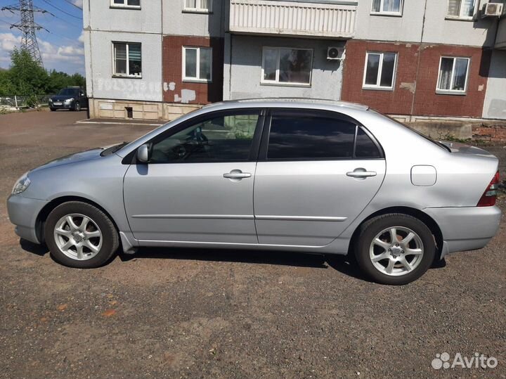 Toyota Corolla 1.5 AT, 2004, 240 225 км