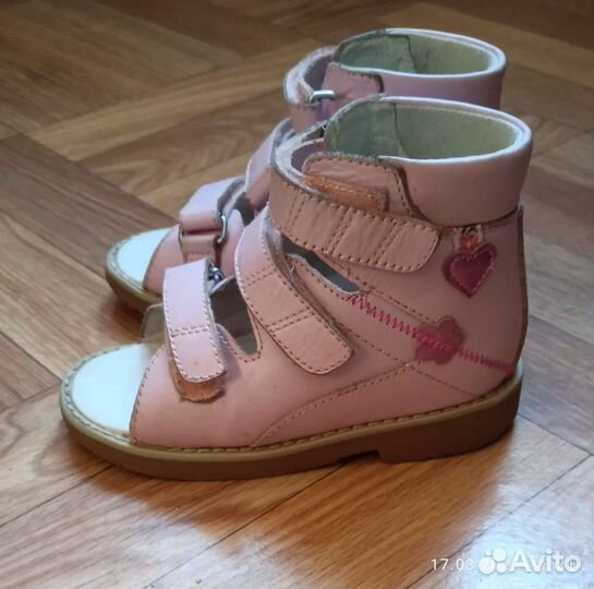 Ортопедические сандалии 25 р