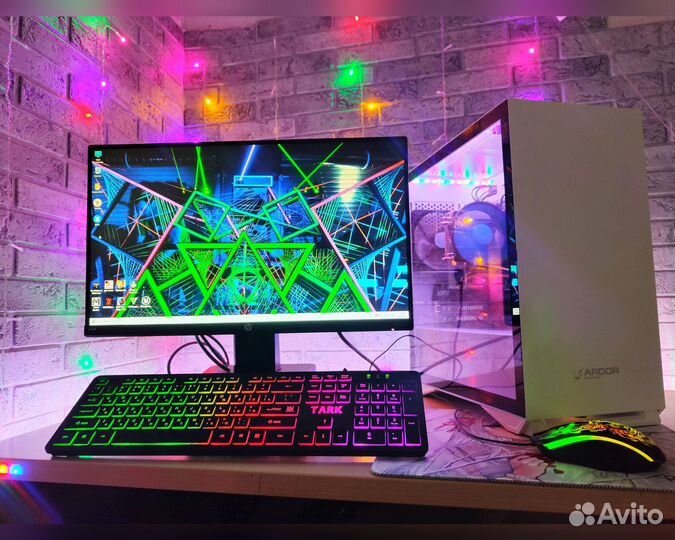 Хороший игровой компьютер с 22