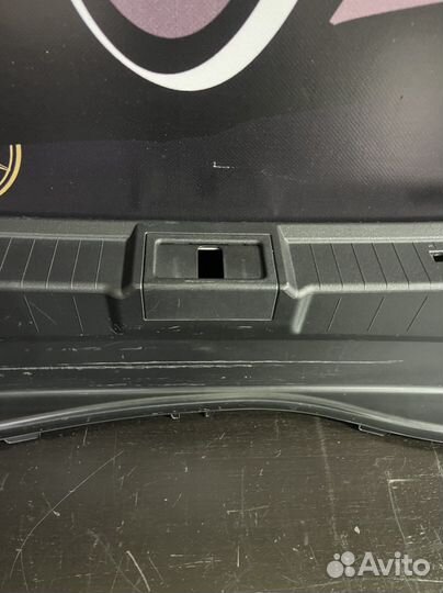 Обшивка пластик багажника мерседес w219