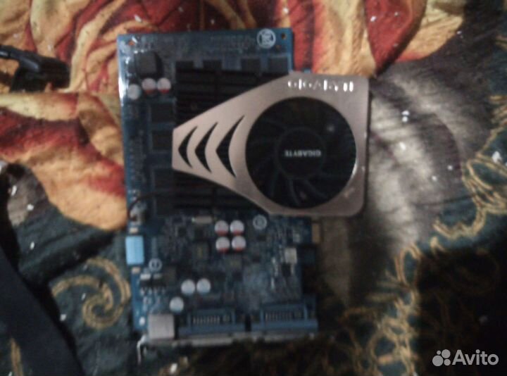Видеокарта gigabyte d33006