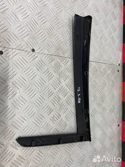 Б/У Накладка форточки багажника (молдинг) задний