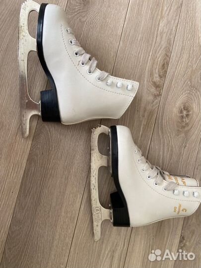 Коньки фигурные