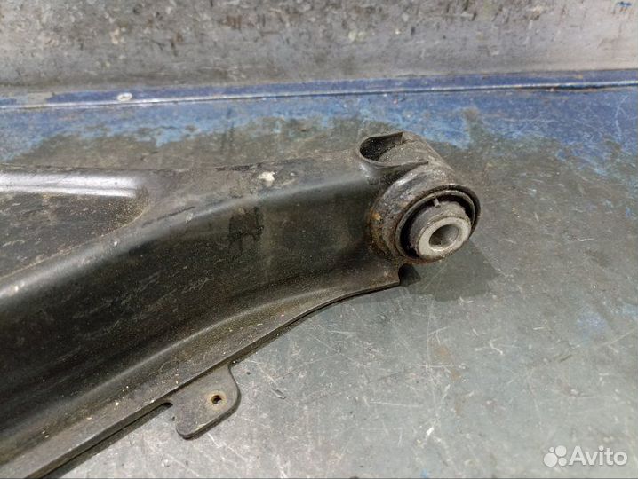 Рычаг нижний задний Chrysler Crossfire