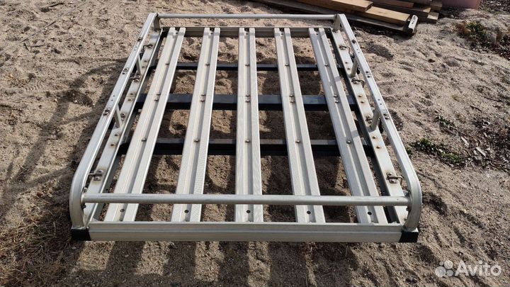 Багажник на крышу