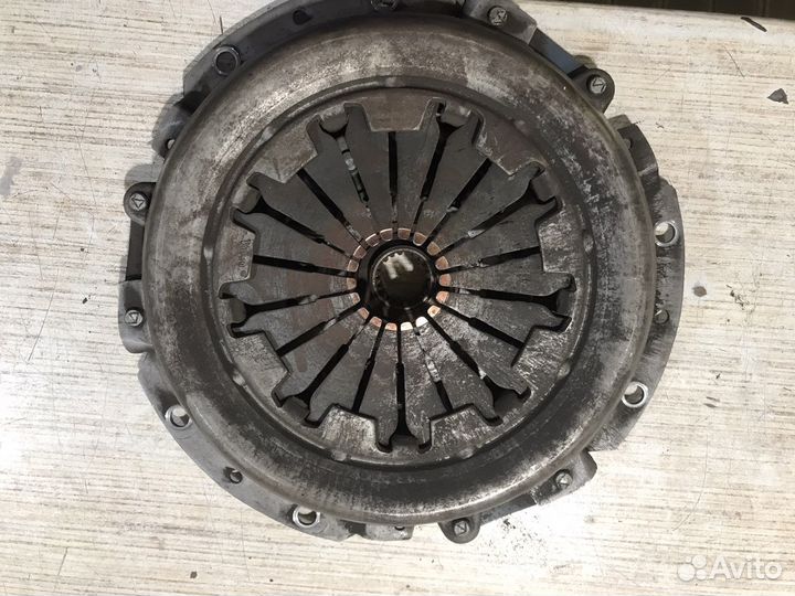 Сцепление с корзиной Valeo