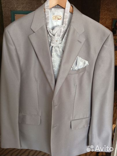 Свадебный костюм тройка мужской