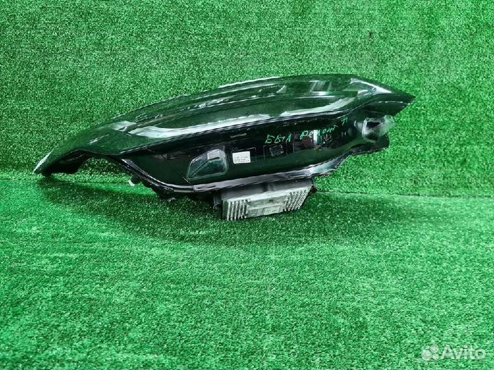 Фара правая Land Rover Discovery V