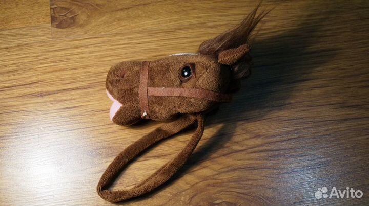 Голова коня