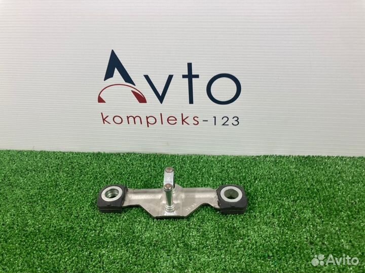 Ответная часть замка багажника Audi A3 8P CCZ 2009