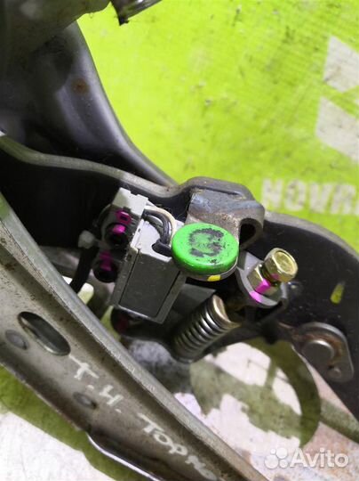 Педаль тормоза Тойота Хайлендер