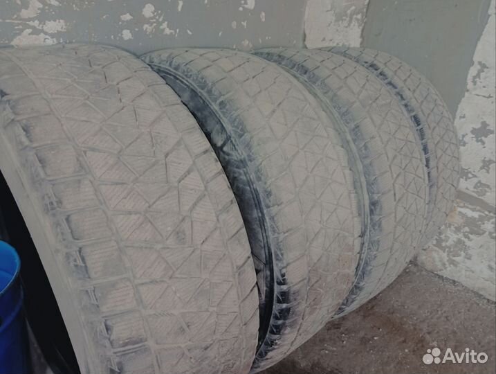 Bridgestone Blizzak DM-V2 265/60 R18 110R