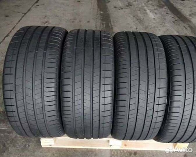 Pirelli P Zero PZ4 L.S. 315/35 R21