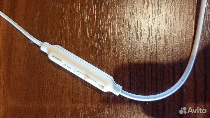 Проводные наушники Philips с микрофоном и ободком