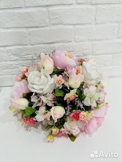 Декоративные цветы в горшках