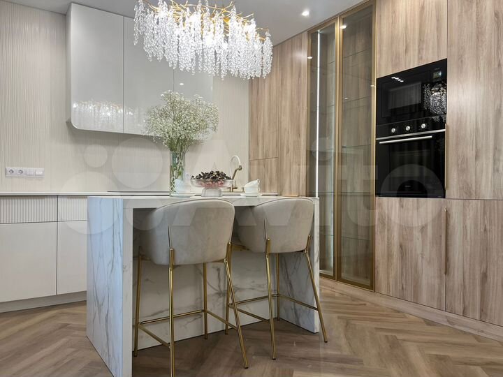 3-к. квартира, 81,3 м², 2/9 эт.