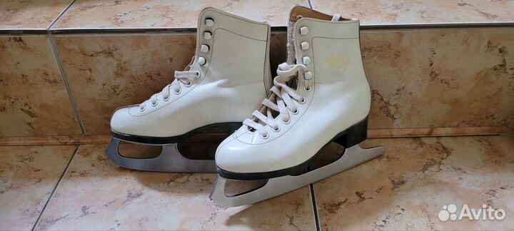 Коньки детские фирмы botas