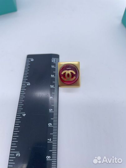 Стильные серьги