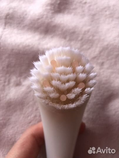 Щетка для умывания Shiseido