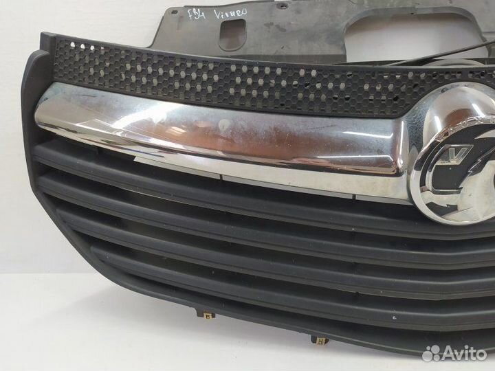 Б/У Б/У Решетка радиатора Англия 93452300 opel