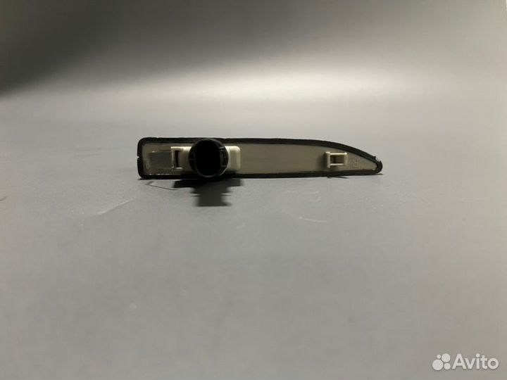 Повторитель поворотника правый bmw 7 e65/e66