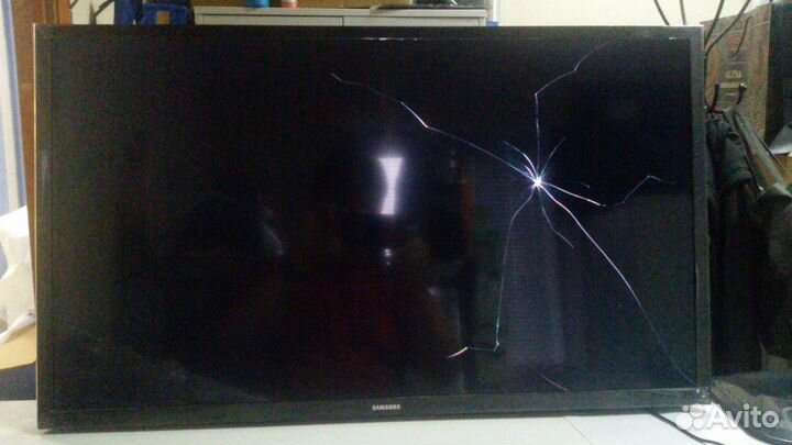 Телевизор Philips 42PFL5405H разбита матрица и др
