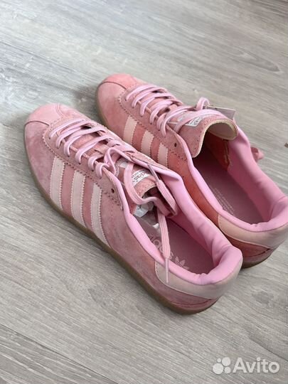 Кроссовки adidas bermuda pink